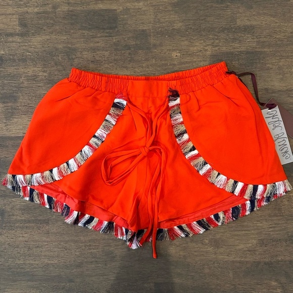 Anthropologie Chloe Oliver Shorts - Picture 1 of 3